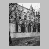 Photo Courtauld Institute of Art 1, Exterior view, nave, north side, from north east.jpg
